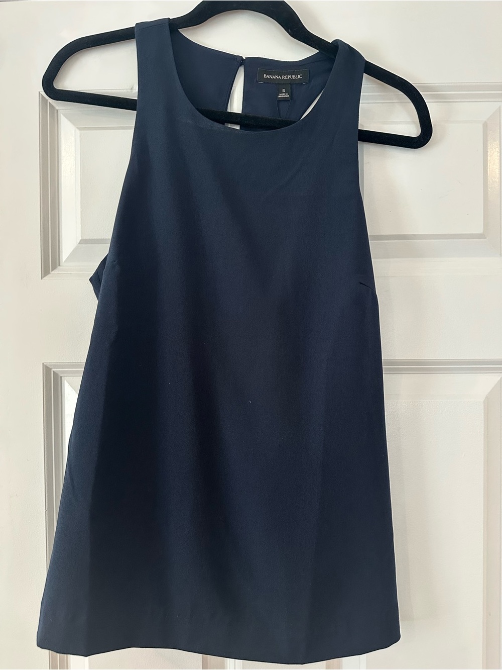 Banana Republic Navy Sleeveless Shift Top with Keyhole Back